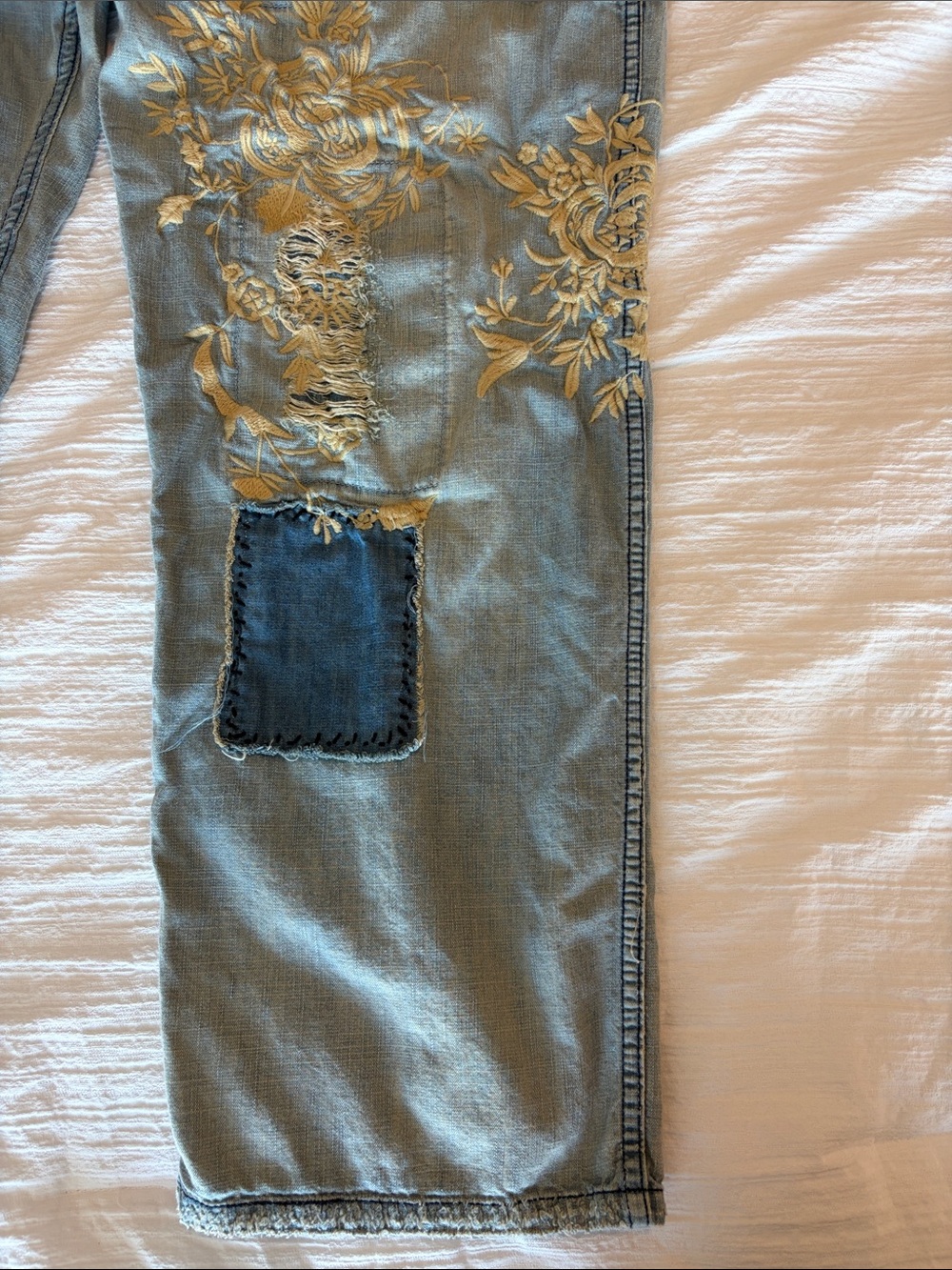 Magnolia Pearl Okeefe Embroidered Jeans - Picture 4 of 16